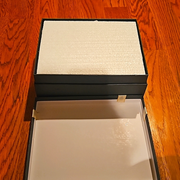 Mr and Mrs Coffee Mug Set - Picture 2 of 3